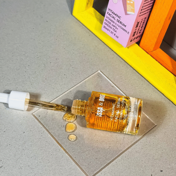 Issa & Dose vitamin c facial serum