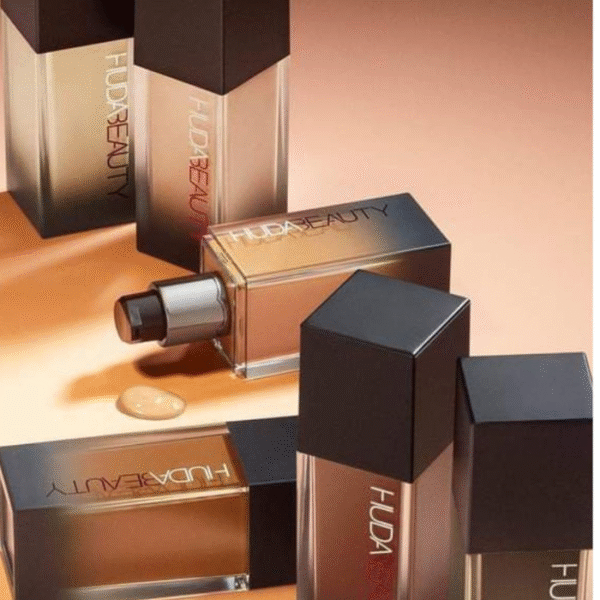 Huda beauty fauxfilter Foundation