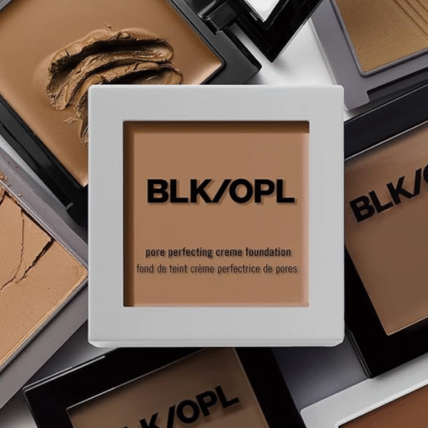 Blk/opl true color mineral matte crème powder foundation