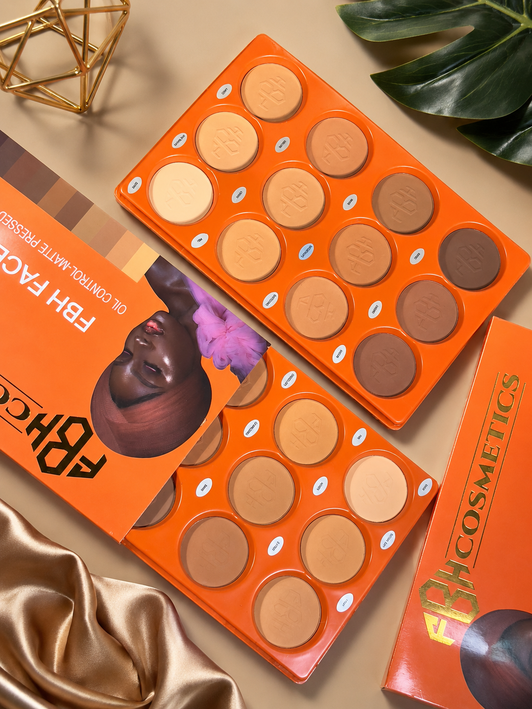 53E2210D-EC2C-4DA0-AFE0-2C92B87DB3C6 Fbh Cosmetics oil control powder palette - Image 1
