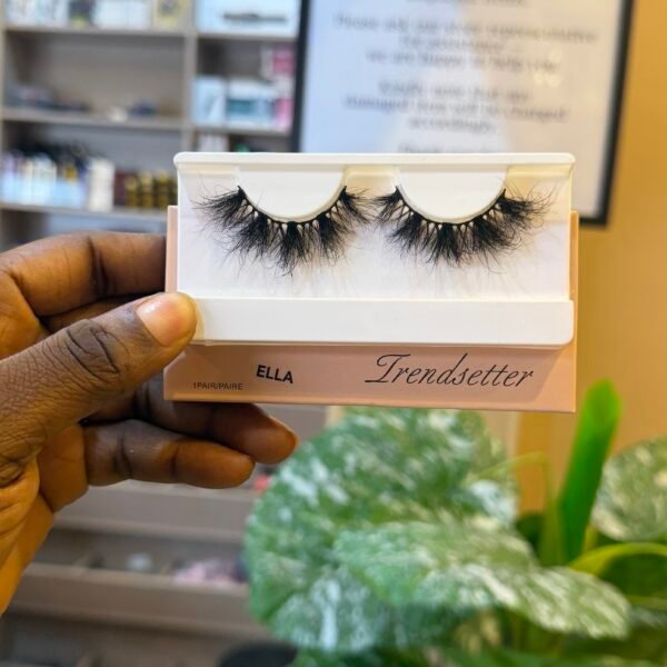 Chee lashes trendsetter luxury Single Lash in Ella