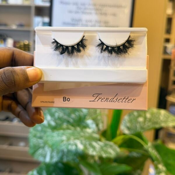 Chee lashes trendsetter luxury Single Lash in Bo